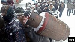 Срок меморандума о снижении тарифа истекает в конце марта: остается неизвестным, продолжат ли энергораспределительные компании отказываться от прибыли и дальше