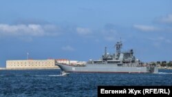 "Новочеркасск" кемеси. 