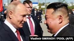 რუსეთის პრეზიდენტი ვლადიმირ პუტინი ჩრდილოეთ კორეის მეთაურ კიმ ჩენ ინს 2023 წლის სექტემბერში შეხვდა რუსეთის ამურის ოლქში.