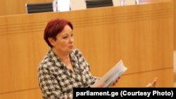 ქეთევან დუმბაძე, პარლამენტის ფრაქცია „ქართული ოცნების" წევრი, მწერალთა სახლის დირექტორი 