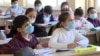 «Առկա ուսուցումը շատ ավելի լավ է». հակահամաճարակային կանոնների պահպանմամբ կրկին դպրոց