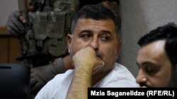 სოსო გოგაშვილი სასამართლოს სხდომათა დარბაზში