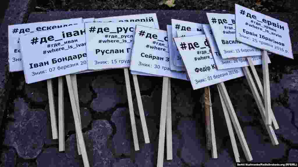 Ресей Қырымды аннексиялап алғалы бері түбекте 15 адам жоғалып кеткен, кісі қолынан қаза тапқан кемінде сегіз адамның сүйегі табылған.