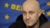 Дзьмітры Бандарэнка неўзабаве па вызваленьні ў красавіку 2012 году