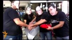 Podgorica: Perfomans MANS-a ispred Poreske uprave