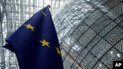 Европейские лидеры также подтвердили свою приверженность принципу недопустимости изменения международных границ силой