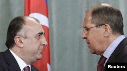 Встреча глав МИД России и Азербайджана Сергея Лаврова и Эльмара Мамедъярова в Москве, 18 июля 2011 г. 