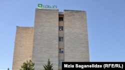ЦИК Грузии объявил дату второго тура выборов в местные органы самоуправления накануне ближе к полуночи. Громче всех выразили по этому поводу свое возмущение представители «Нацдвижения»