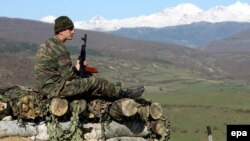 Внешнеполитические ведомства России и Грузии в связи с инцидентом со съемочной группой грузинского телеканала выступили со взаимными обвинениями в преднамеренной провокации и нагнетании ситуации в зоне конфликта