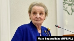 მედლინ ოლბრაიტი