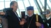 Уругвай – Католикос все Армян Гарегин Второй дает интервью Радио Азатутюн, Монтевидео, 12 мая 2011 г.  