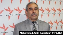 پخوانی جنرال محمد رادمنش وايي، د حکومت له نسکورېدو سره په سلګونو میله وسله طالبانو ته په لاس ورغلل.