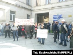 მოსახლეობამ გააპროტესტა ჭოგნარში რეგიონალური ნაგავსაყრელის მშენებლობის პროექტი.