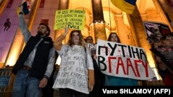 Во время акции возле парламента Грузии против вооруженной агрессии России по отношению к Украине. Тбилиси, 10 октября 2022 года