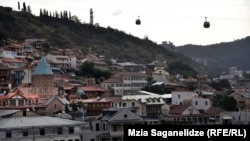 თბილისი, სოლოლაკი, უბანი, სადაც ლეო ვარდიაშვილი იზრდებოდა და სადაც რომანის ერთ ნაწილში ხდება მოქმედება