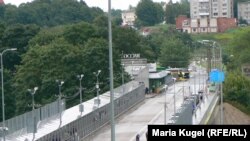 Пограничный мост, соединяющий Нарву (Эстония) и Ивангород (Россия)