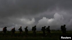 Израильские солдаты на учениях в районе Голанских высот