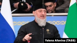 ადამ დელიმხანოვი, რუსეთის სახელმწიფო დუმის დეპუტატი და ჩეჩნეთის მეთაურის, რამზან კადიროვის უახლოეს თანამოაზრე 