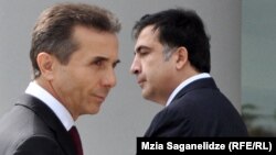 После того как стороны добились желаемого, в речах президента и премьер-министра примирительных ноток так и не появилось