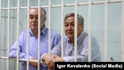Өмүрбек Текебаев менен Дүйшөнкул Чотонов. 11-август, 2017-жыл. 