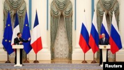 Ռուսաստանի նախագահ Վլադիմիր Պուտինի և Ֆրանսիայի նախագահ Էմանյուել Մակրոնի համատեղ ասուլիսը Կրեմլում, Մոսկվա, 8-ը փետրվարի, 2022թ.