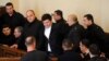 Тбилисский суд оправдал сегодня восьмерых высокопоставленных военных чиновников во главе с экс-министром оброны Бачо Ахалая. Чиновников освободили прямо в зале суда, Ахалая оставили в заключении по другим обвинениям