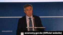 د قزاقستان د صدراعظم مرستیال سیرک ژومانګارین