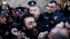 Угрожая расправой за выступление против Патриарха, оппоненты незамедлительно пустили в ход кулаки. В конфликт вмешалась полиция, которая задержала четырех участников православной контракции