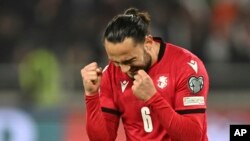გიორგი ქოჩორაშვილი, ეროვნული ნაკრების ნახევარმცველი