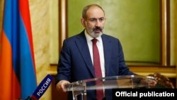 Премьер-министр Армении Никол Пашинян  дает интервью телекомпании «Россия-24», Ереван, 29 сентября 2020 г. 
