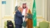 د پاکستان وزیراعظم شهباز شریف او د سعودي عربستان وليعهد محمد بن سلمان بن عبدالعزیز - د سپټمبر ۱۷مې انځور 
