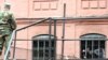 Несмотря на широкомасштабную амнистию, по которой свободу получили более 10 тысяч заключенных, число жалоб от тех, кто продолжает оставаться в тюрьмах, не уменьшилось