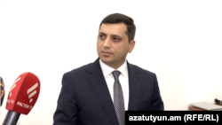 Արթուր Նահապետյան