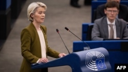 Az Európai Bizottság elnöke, Ursula von der Leyen a hónap elején vetette fel a „kártérítési hitel” ötletét Ukrajna számára. 